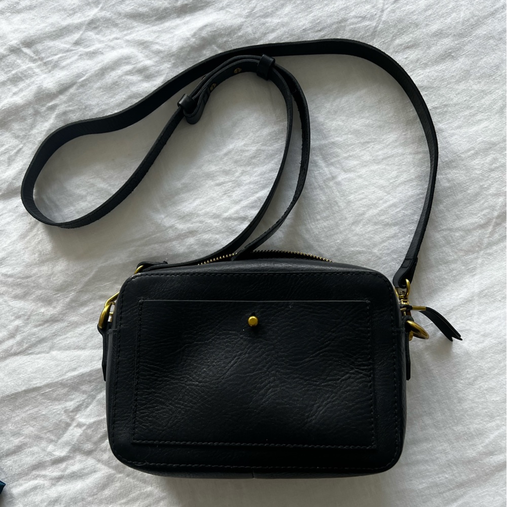 Madewell LeatherCrossbody | The Transport Camera Bag in True Black